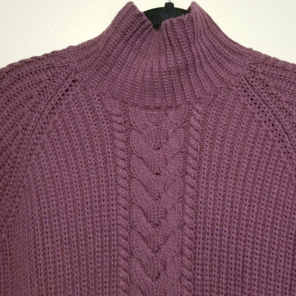 Lululemon Bring The Cozy Ribbed Turtleneck - Picture 6 of 9